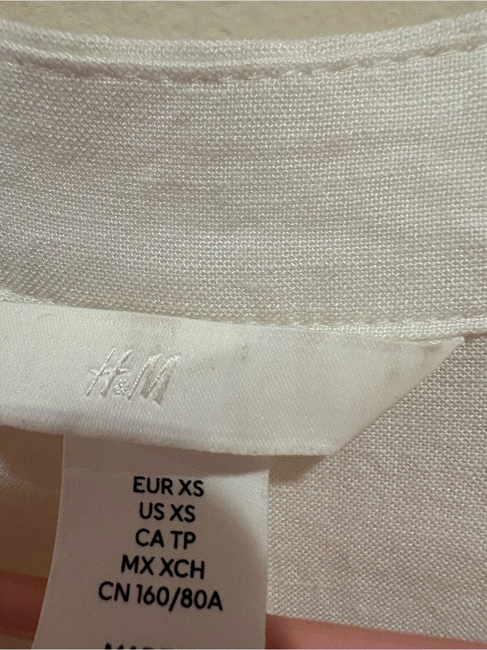H&M White Split-Neck Linen Top - Picture 5 of 5